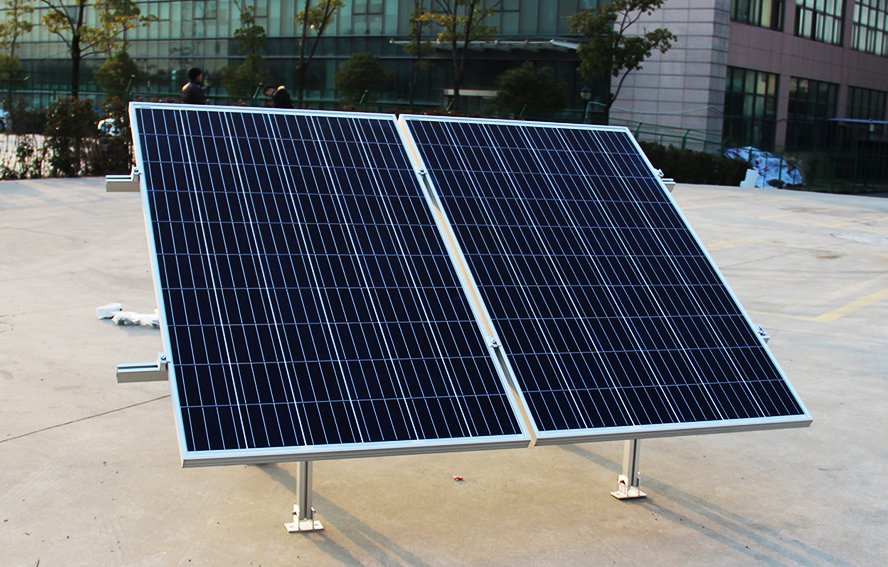 Columna cemento de soportes fotovoltaicos