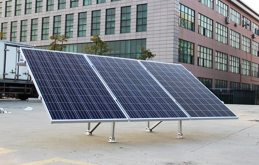 Columna cemento de soportes fotovoltaicos